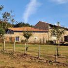 Casa Di Vacanza Roussines Poitou Charentes: La Belle Vue 