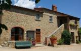 Casa Di Vacanza Civitella In Val Di Chiana: Colonica (It-52040-13) 