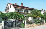 Appartamento Di Vacanza Porec Istarska: Haus Knezevic (Prc110) 