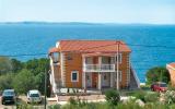 Appartamento Di Vacanza Karlobag: Haus Danijel (Kbg404) 