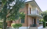 Casa Di Vacanza Forte Dei Marmi: Villa Svolta It5169.380.1 