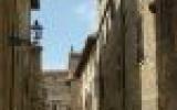 Apartment Umbria: Appartamento Nel Borgo Medievale -Umbria - San Terenziano ...