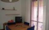 Apartment Rimini Emilia Romagna: Appartamento 200 Mt Dalla Spiaggia, Zona ...