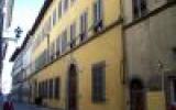 Apartment Firenze: Ponte Vecchio: Elegante Appartamento Di Charme In Torre ...