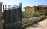 Apartment Sardegna: Appartamenti In Villa Con Giardino A 5 Minuti Dal Mare. 