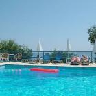 Apartment Grecia: Alloggi Con Piscina E Vista Mare, Pochi Passi Dalla Spiaggia 