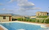 Apartment Italia: Volterra - Fantastic 2 Bed Appartamento Nel Cuore Della ...