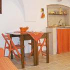 Apartment Puglia: Monolocale Con Angolo Cottura Accessoriato, Wc Con Doccia, ...