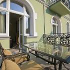 Apartment Polonia: Hotel 'villa Artis' Suite Con Comfort, Proprio Sul ...