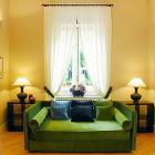 Apartment Campania Fax: Un' Elegante Suite In Un Affascinante Villa D'epoca 