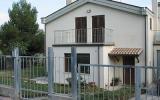 Apartment Marche Radio: Casa Circondata Da Giardini, Ma Molto Vicino Al ...