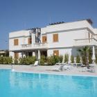 Apartment Puglia: Appartamento In Residence Con Piscina A S. Maria Al Bagno, ...